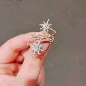 Elegant Crystal Star Ring.